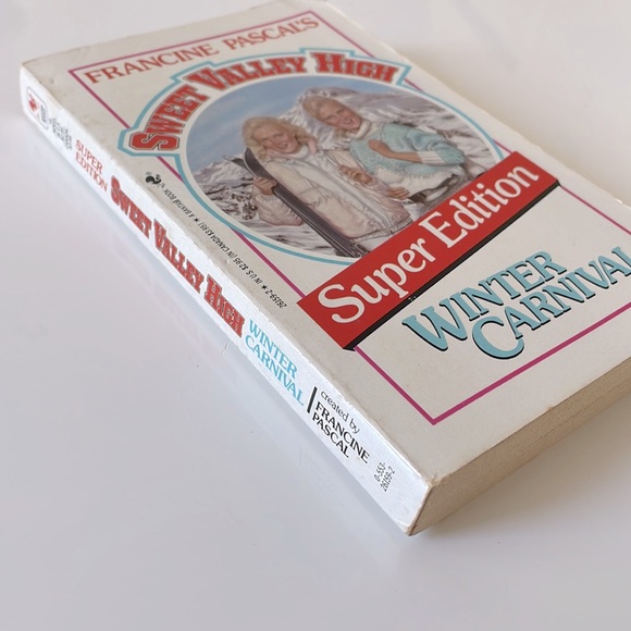 ✨2/$20✨ SVH (Super Edition) Winter Carnival - Picture 3 of 3